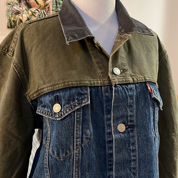 LEVI’S TWO-TONE DENIM JEAN JACKET BLUE GREEN SIZE MEDIUM NEW WITH TAGS UNISEX - Picture 3 of 13